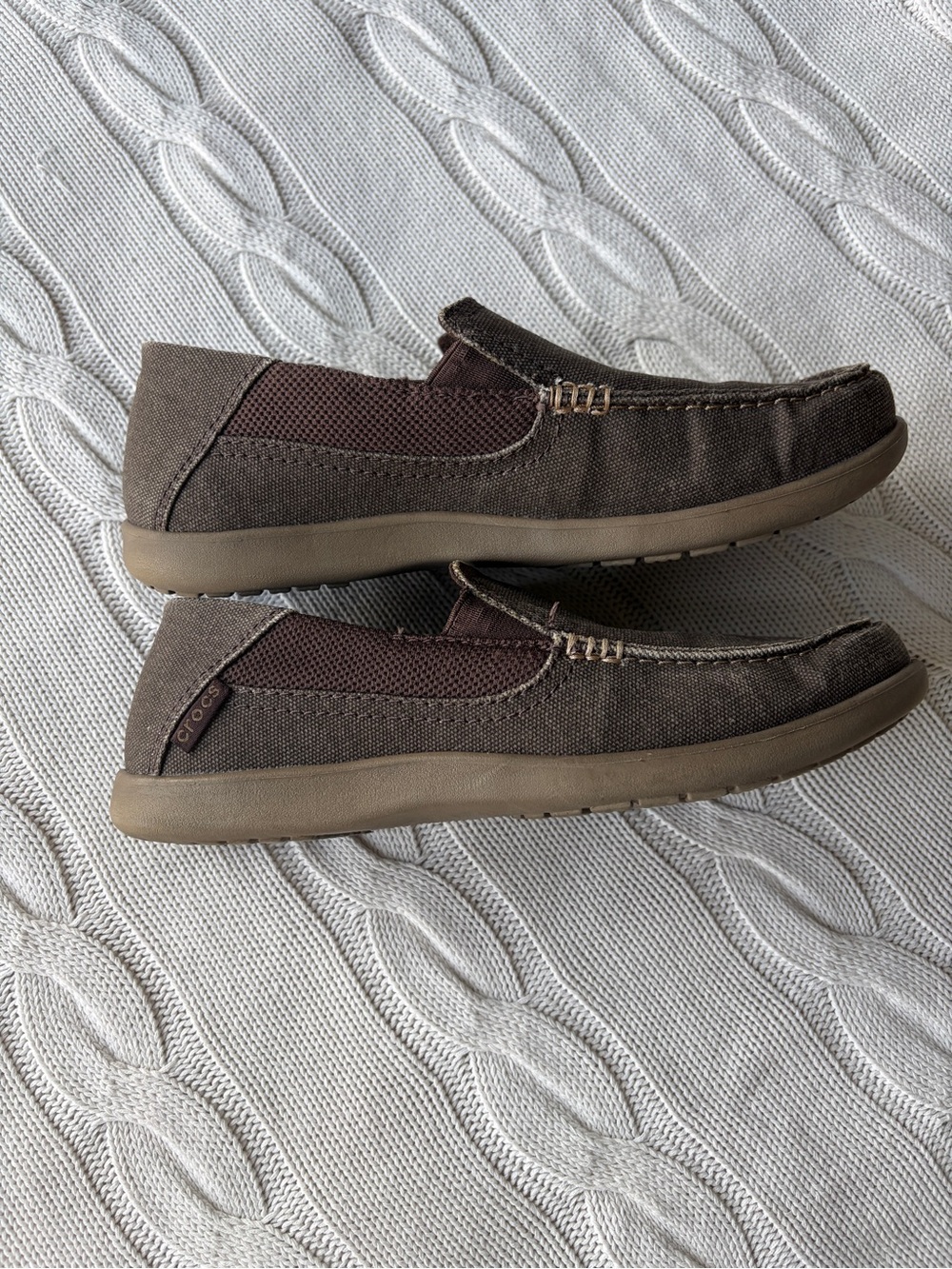 Crocs Santa Cruz‎ 2 Luxe Gray Canvas Slip On Loafers Men's Size 7